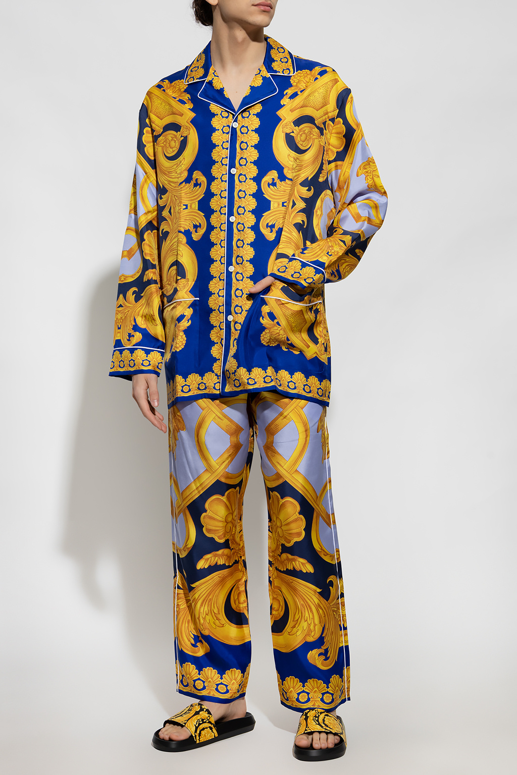 Versace pajamas hot sale mens